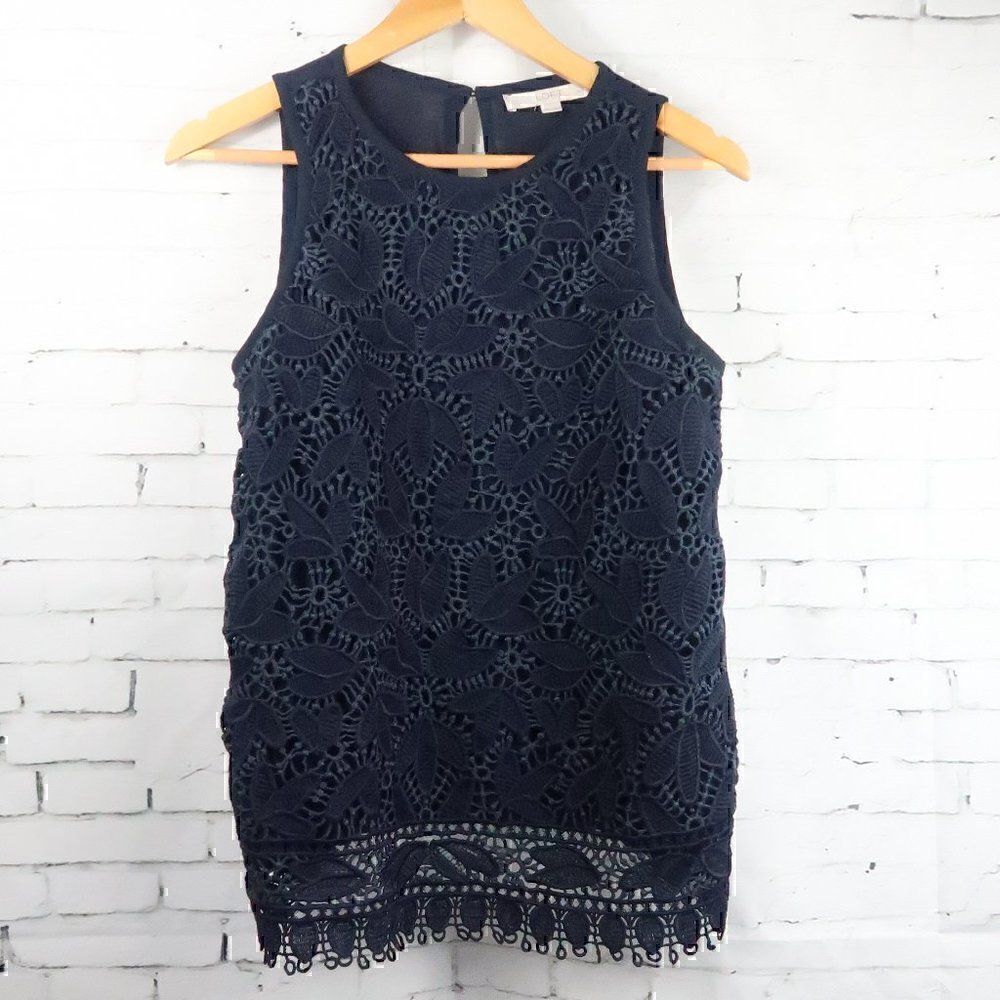 LOFT BLUE SLEEVELESS CREW NECK FLORAL LACE OVERLAY TOP SIZE SMALL PETITE